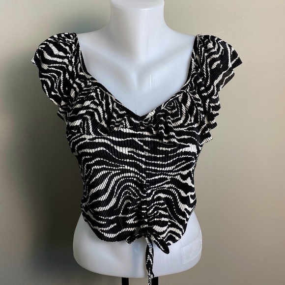Zara Women's Black & White Pleated‎ Ruffle Sleeveless Crop Top Cinch Waist Tie S - Picture 1 of 8